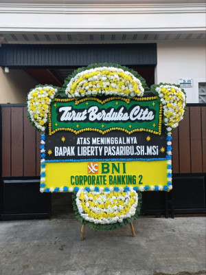Papan Bunga Duka di Kasokandel