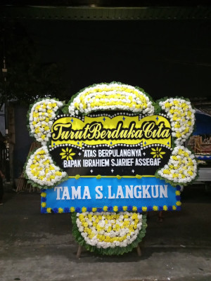 Papan Bunga Duka di Kasokandel